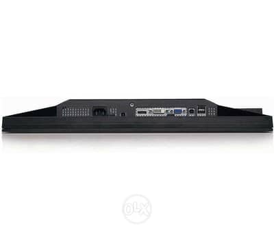 HP EliteDesk 800 G2 tower +1 tb gtx 750 ti + Dell LCD Display 22 4