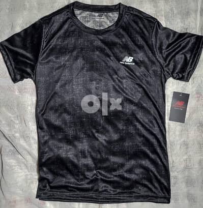 Nike Sports wear shirts تيشيرتات و شورتات Dry-fit 7