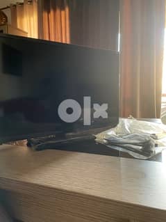 toshiba tv for office work and more 0