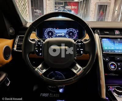 Land Rover Discovery 2020 7 seats 18