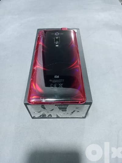 Xiaomi Mi 9t   الجهاز موجود 6/128gb 14