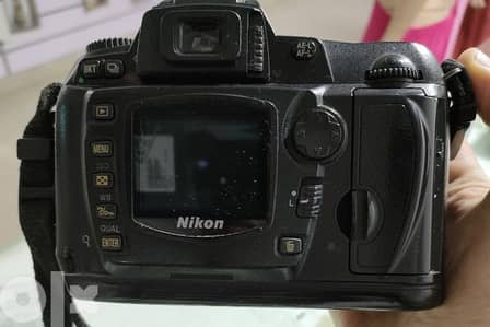 كاميرا نيكون دي 70 للبيع 7