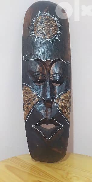 برواز افريقي من الخشب بطول 50سم 1